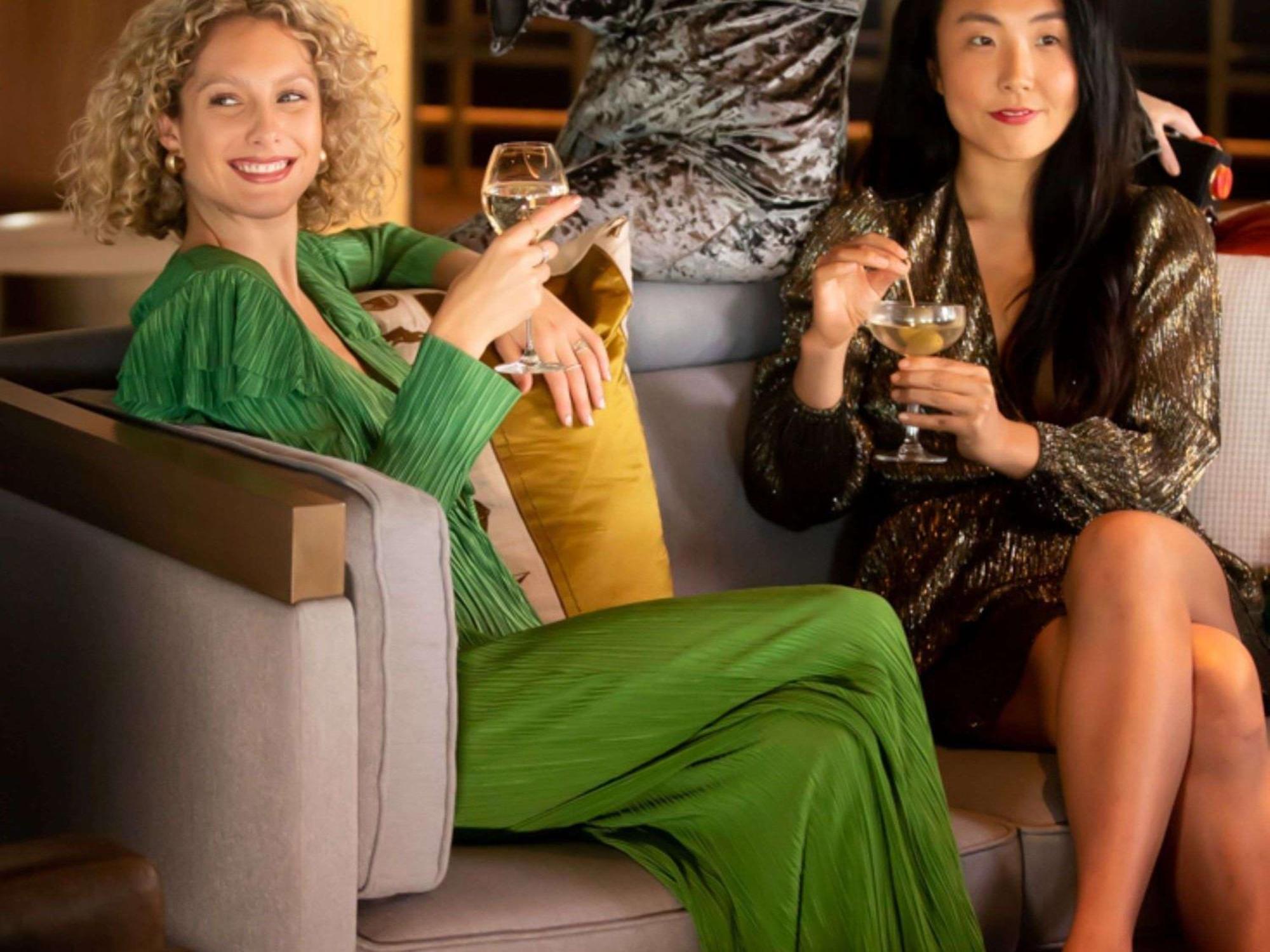 The William Inglis Mgallery Warwick Farm Exterior photo Two women socializing