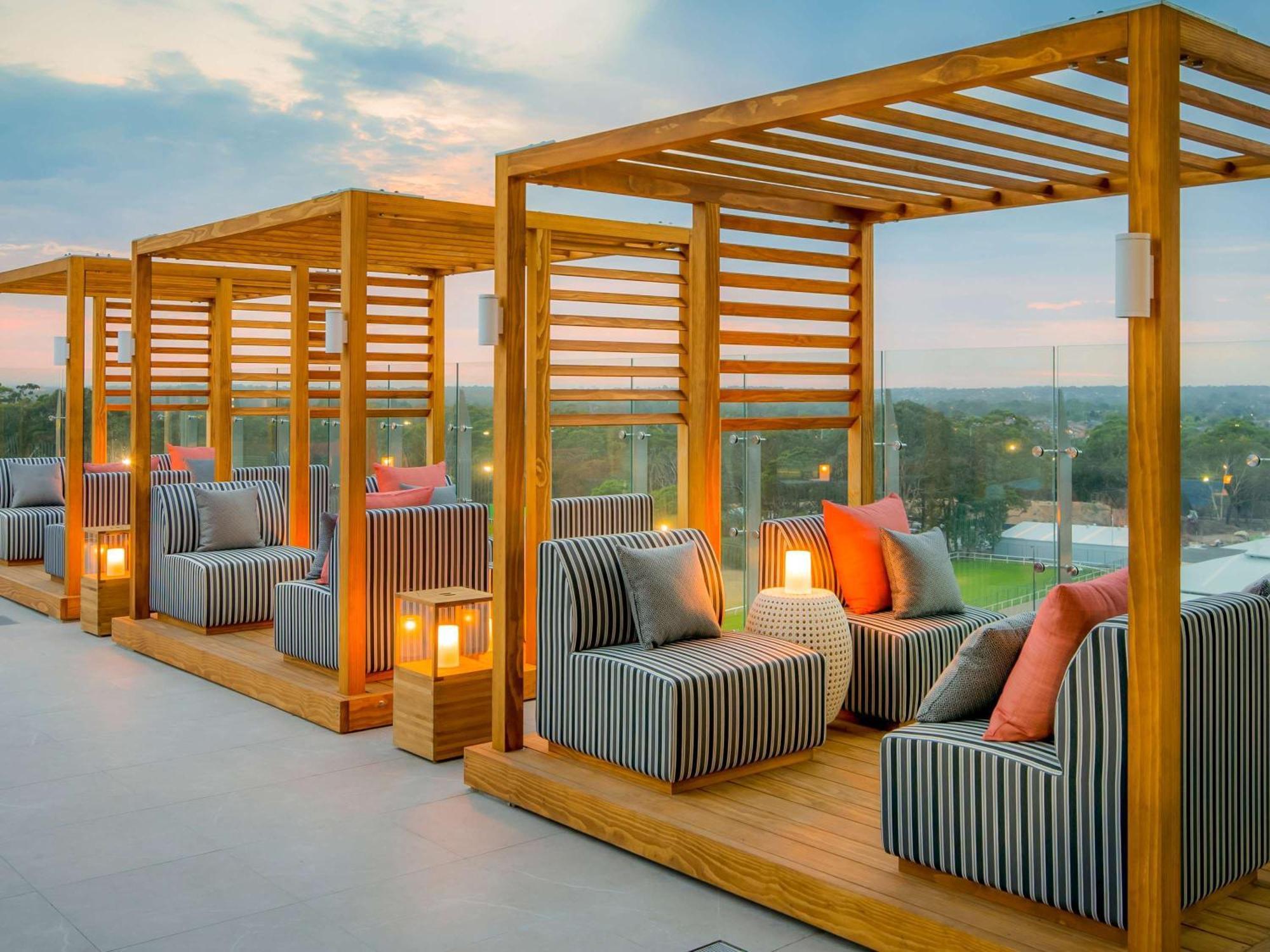 The William Inglis Mgallery Warwick Farm Exterior photo The Sky Bar