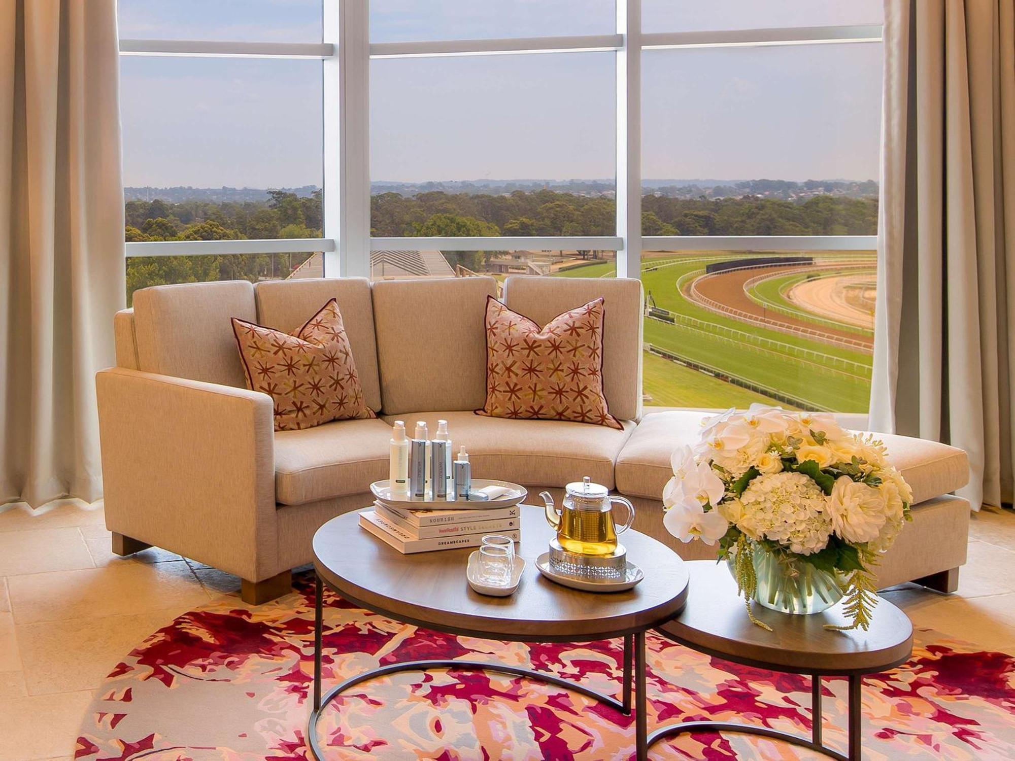The William Inglis Mgallery Warwick Farm Exterior photo A view of the Meydan Grandstand from the Meydan Hotel